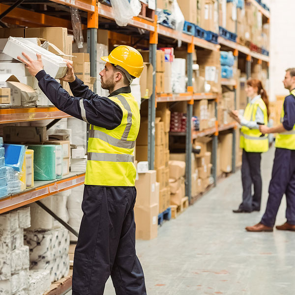 Commercial insurance for wholesale & distribution centers in Plant City & Temple Terrace FL